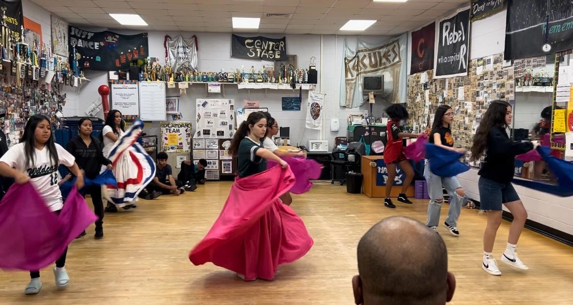 Palm Beach County students dancing Bomba from Puerto Rico